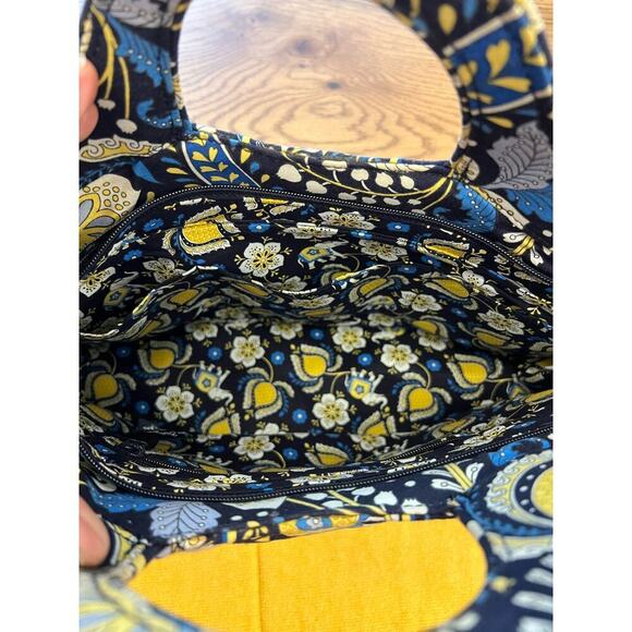 Vera Bradley Paisley Purse Satchel
Handbag Handheld Blue Yellow White - Picture 5 of 11